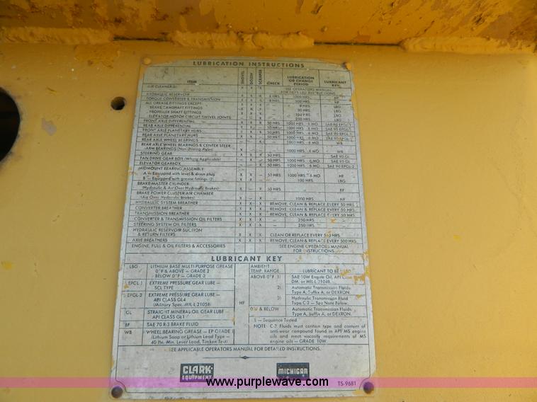 image for item K8116 Michigan 275B wheel loader