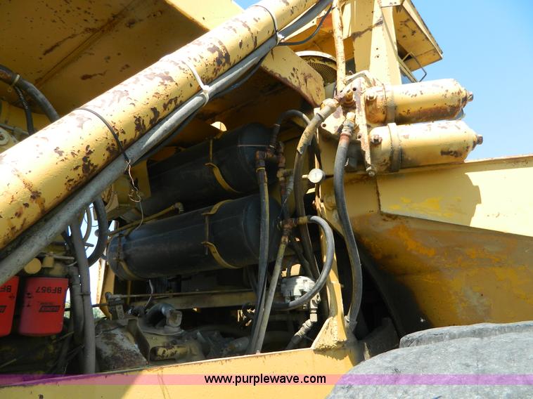 image for item K8116 Michigan 275B wheel loader