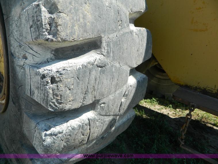 image for item K8116 Michigan 275B wheel loader