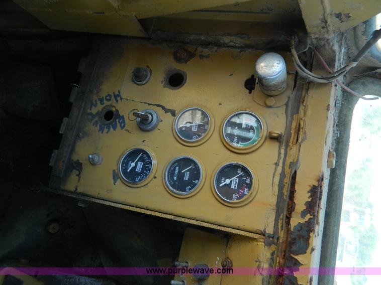 image for item K8116 Michigan 275B wheel loader