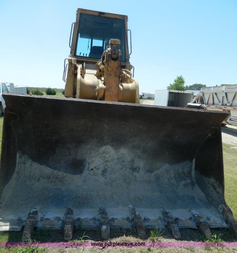 image for item K8122 1993 Caterpillar 963 track loader