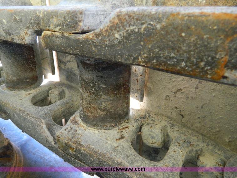 image for item K8122 1993 Caterpillar 963 track loader