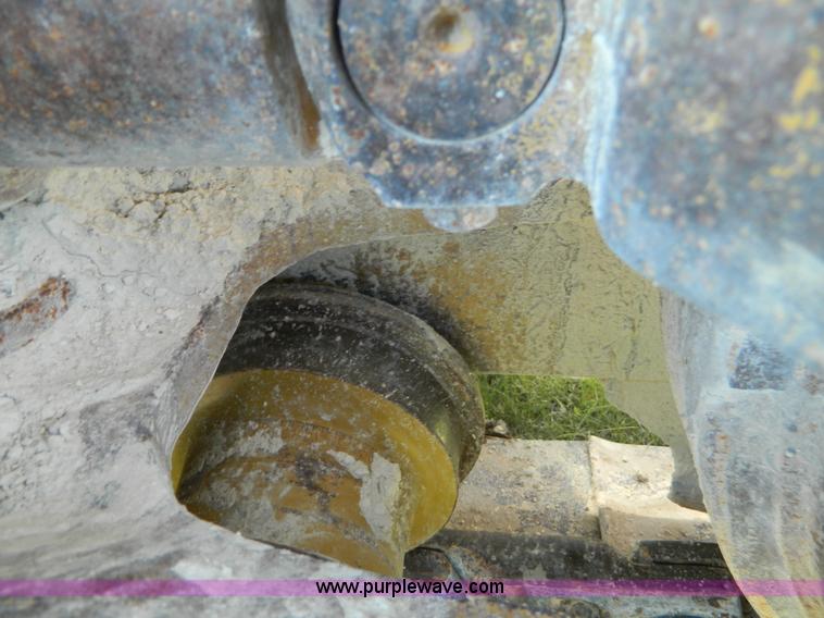 image for item K8122 1993 Caterpillar 963 track loader