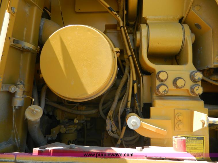 image for item K8122 1993 Caterpillar 963 track loader