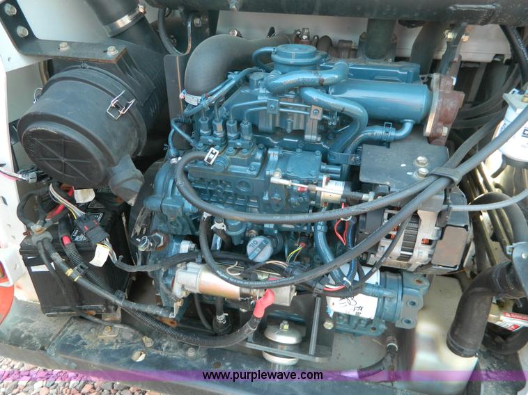 image for item K8136 2013 Bobcat S570 skid steer