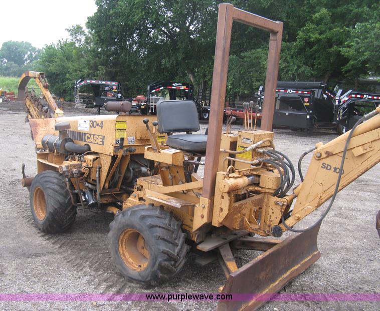 image for item K8681 1985 Case 30+4 trencher