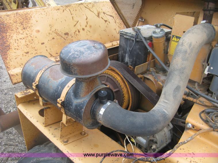 image for item K8681 1985 Case 30+4 trencher