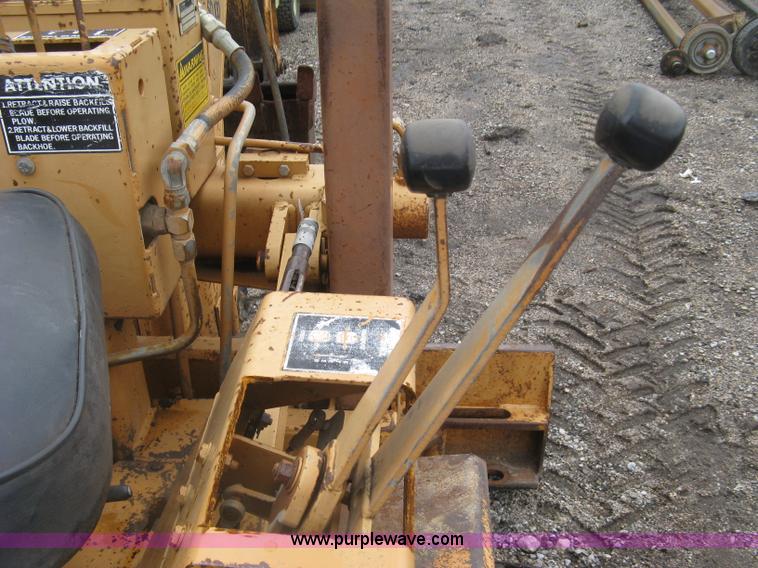image for item K8681 1985 Case 30+4 trencher