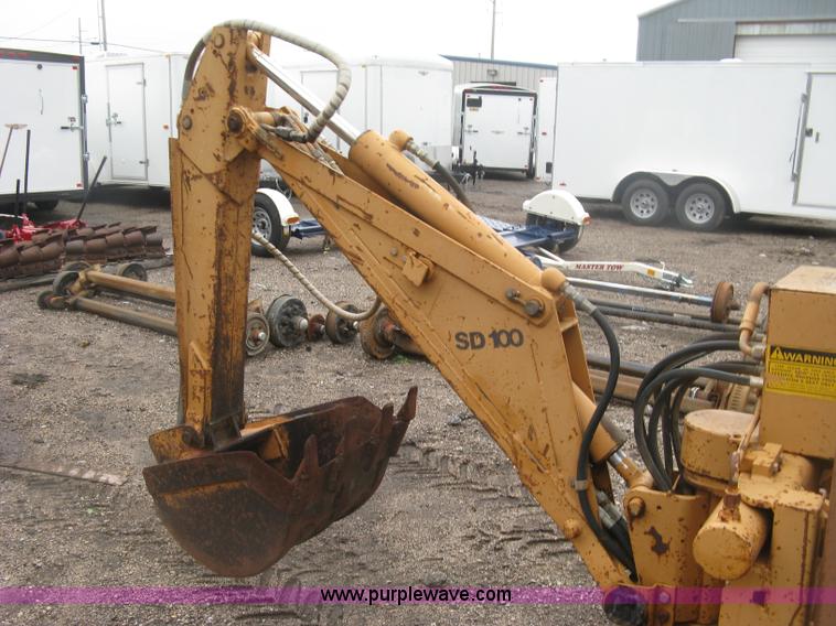 image for item K8681 1985 Case 30+4 trencher