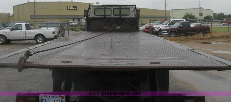 image for item K8688 1997 Freightliner FL80 rollback truck