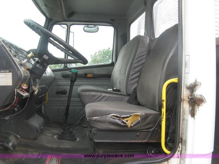 image for item K8688 1997 Freightliner FL80 rollback truck