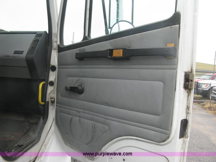 image for item K8688 1997 Freightliner FL80 rollback truck
