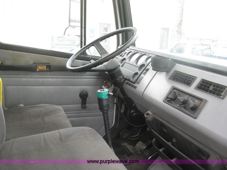 image for item K8688 1997 Freightliner FL80 rollback truck