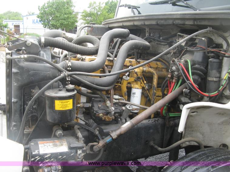 image for item K8688 1997 Freightliner FL80 rollback truck