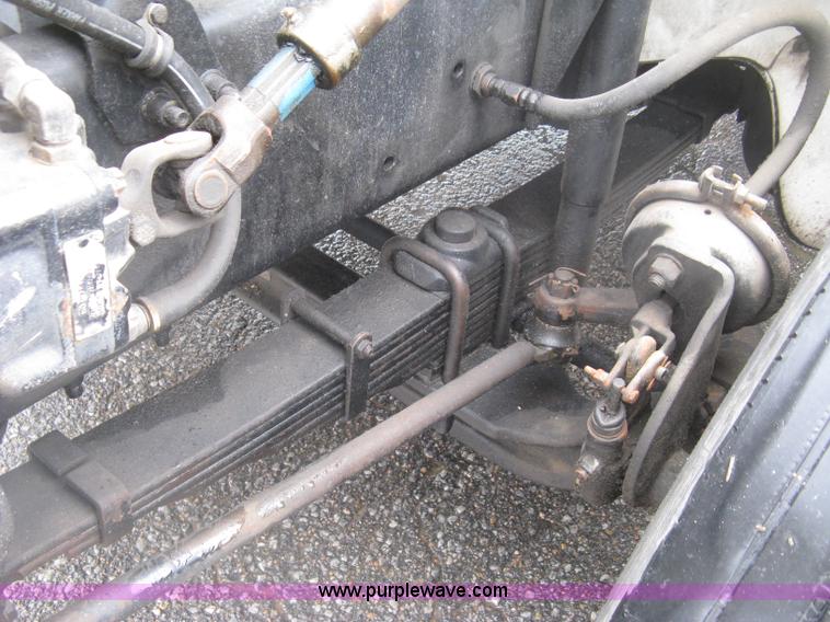 image for item K8688 1997 Freightliner FL80 rollback truck