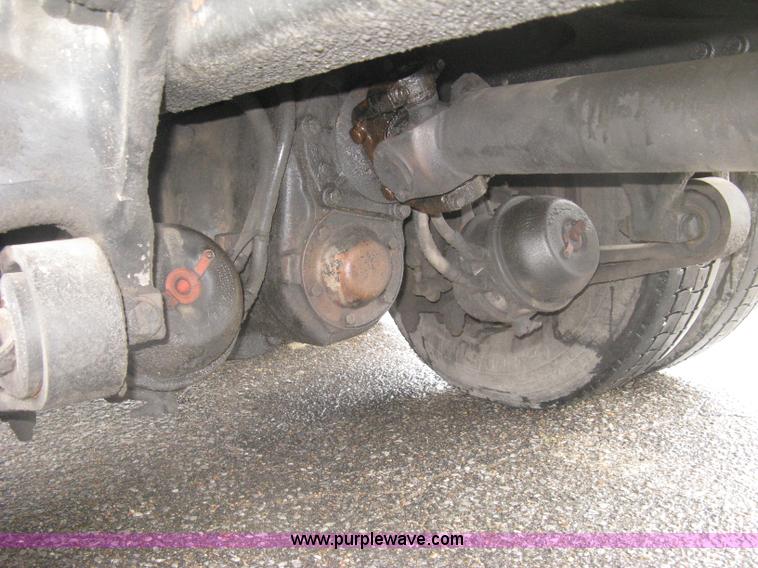 image for item K8688 1997 Freightliner FL80 rollback truck