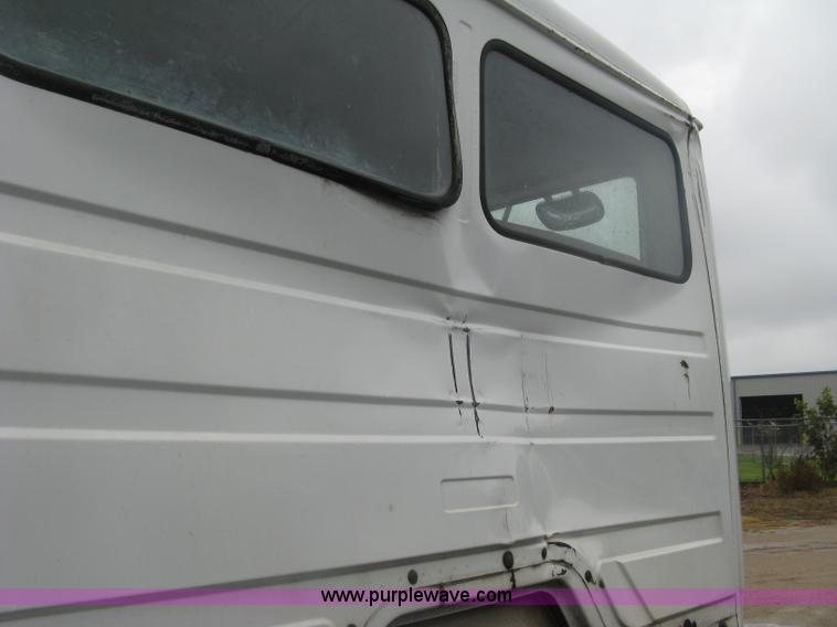 image for item K8688 1997 Freightliner FL80 rollback truck