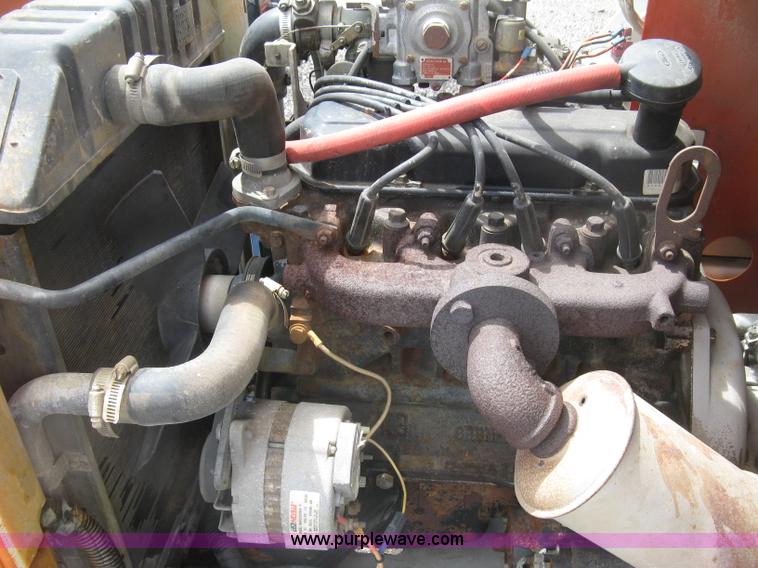 image for item K8689 1999 Sky Jack SJ8841A scissor lift