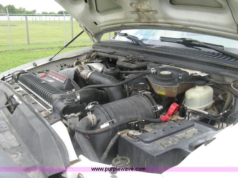 image for item K8691 2005 Ford F350 Super Duty XL utility truck