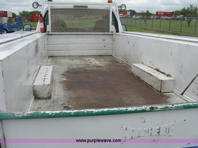 image for item K8691 2005 Ford F350 Super Duty XL utility truck