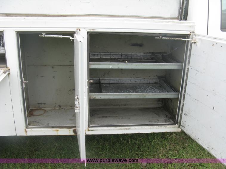 image for item K8691 2005 Ford F350 Super Duty XL utility truck