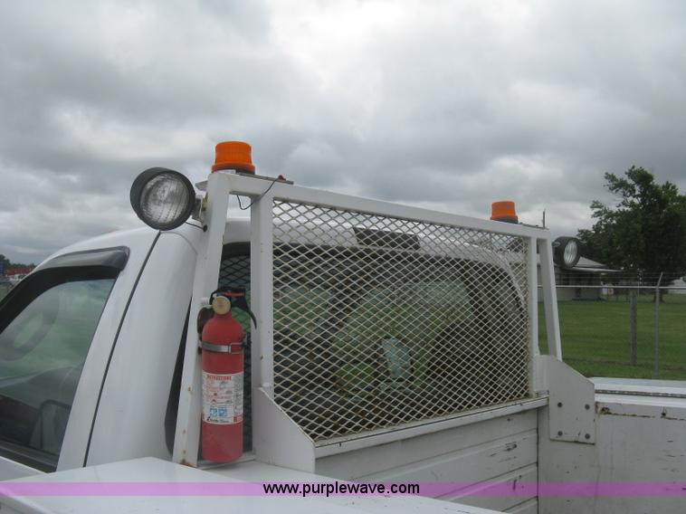 image for item K8691 2005 Ford F350 Super Duty XL utility truck