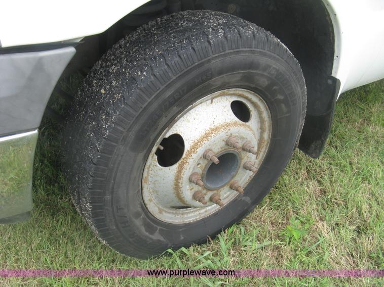 image for item K8691 2005 Ford F350 Super Duty XL utility truck