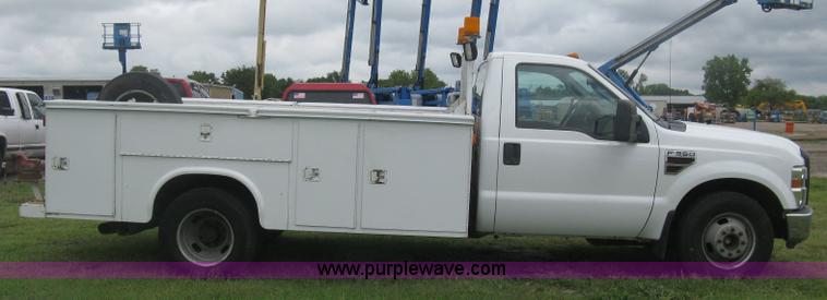 image for item K8692 2008 Ford F350 Super Duty XL utility truck