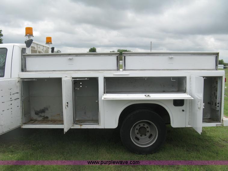 image for item K8692 2008 Ford F350 Super Duty XL utility truck