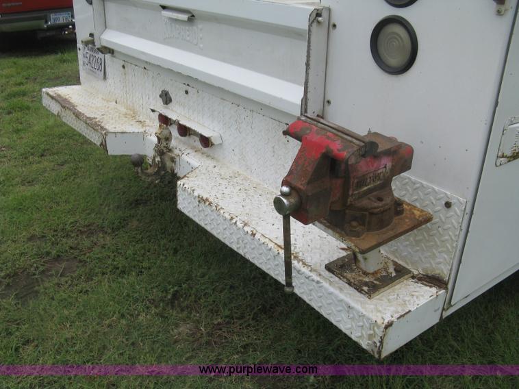 image for item K8692 2008 Ford F350 Super Duty XL utility truck