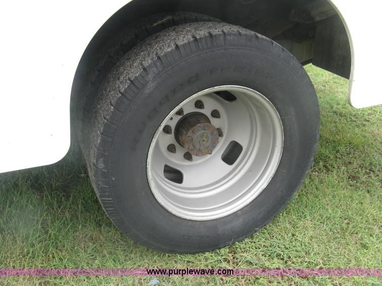 image for item K8692 2008 Ford F350 Super Duty XL utility truck