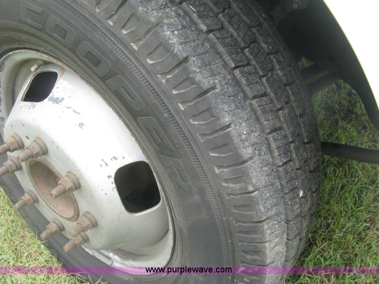 image for item K8692 2008 Ford F350 Super Duty XL utility truck