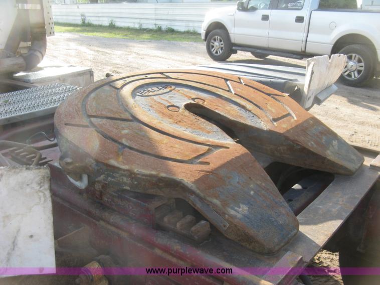 image for item K8694 1996 Ford LTA9000 Aero Max 106 semi truck