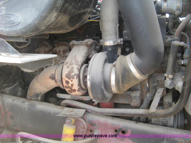 image for item K8694 1996 Ford LTA9000 Aero Max 106 semi truck