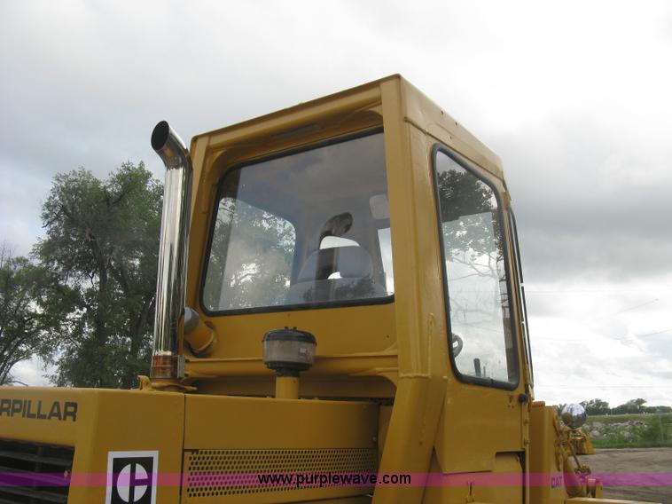 image for item K8696 1980 Caterpillar 910 wheel loader