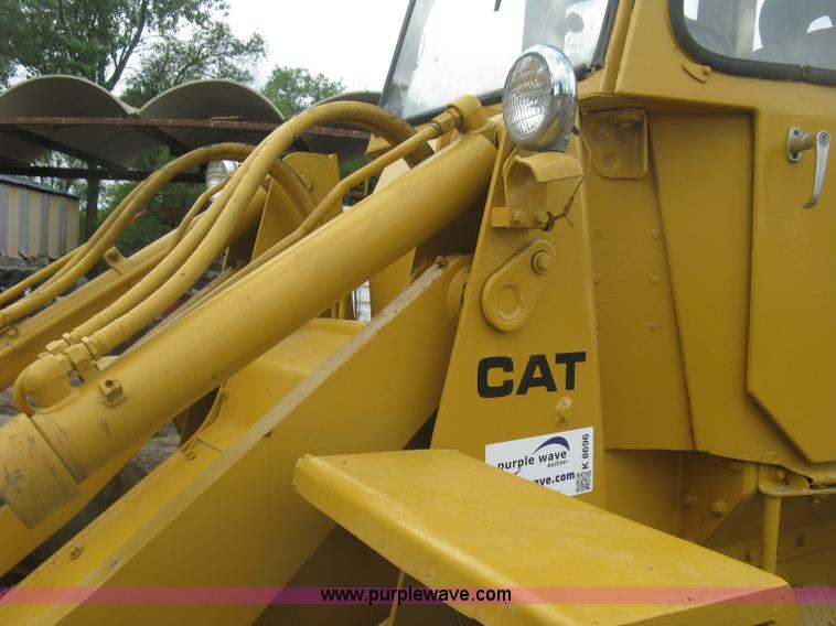 image for item K8696 1980 Caterpillar 910 wheel loader