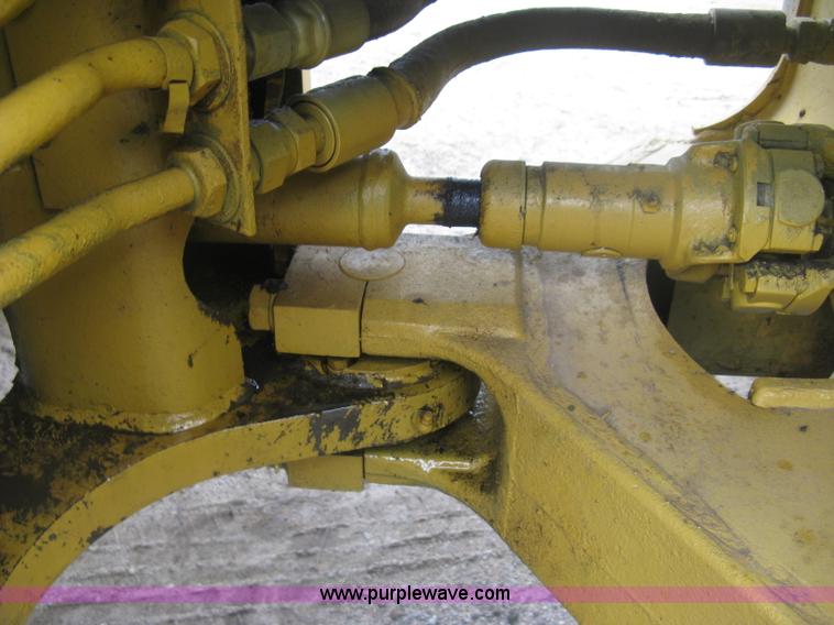 image for item K8696 1980 Caterpillar 910 wheel loader
