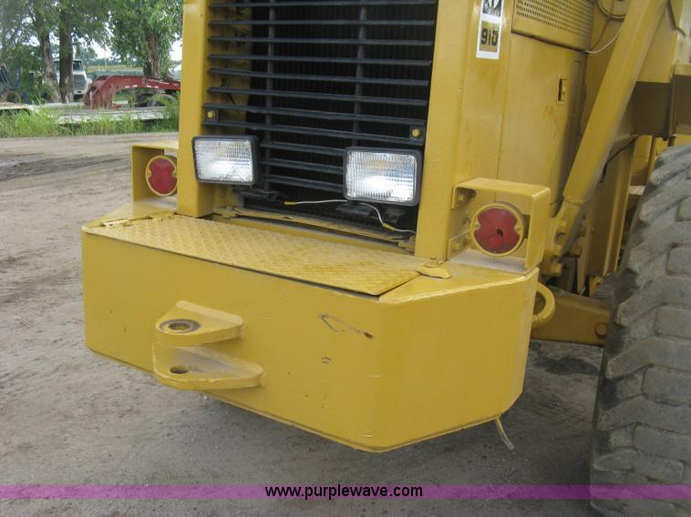 image for item K8696 1980 Caterpillar 910 wheel loader