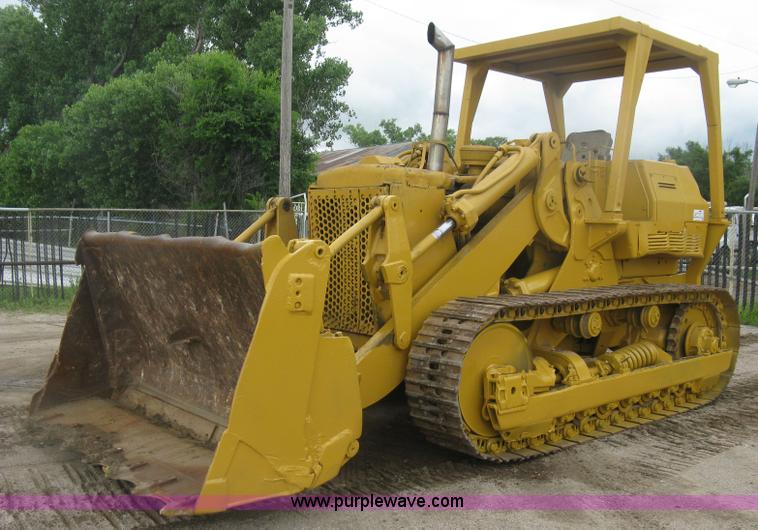 image for item K8697 Caterpillar 977L track loader