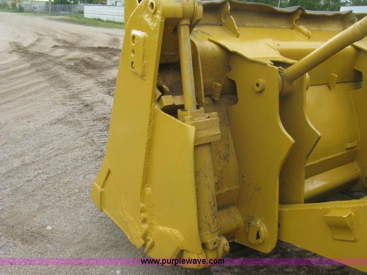 image for item K8697 Caterpillar 977L track loader