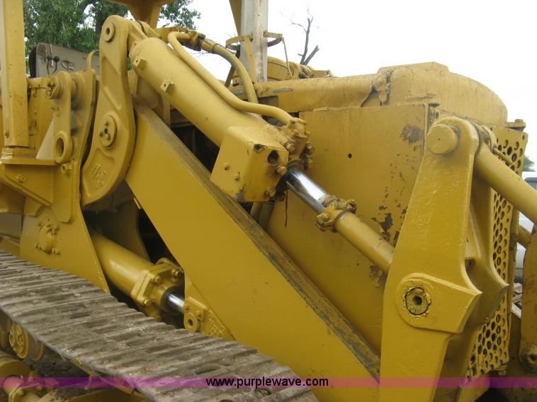 image for item K8697 Caterpillar 977L track loader