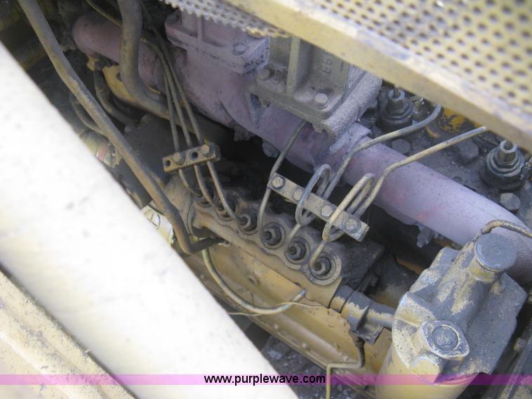 image for item K8697 Caterpillar 977L track loader