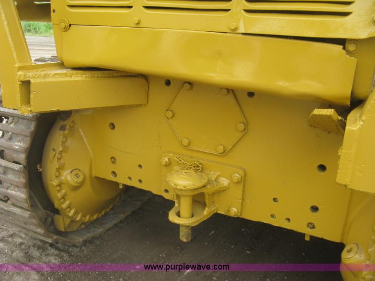 image for item K8697 Caterpillar 977L track loader