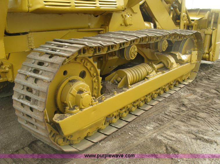 image for item K8697 Caterpillar 977L track loader
