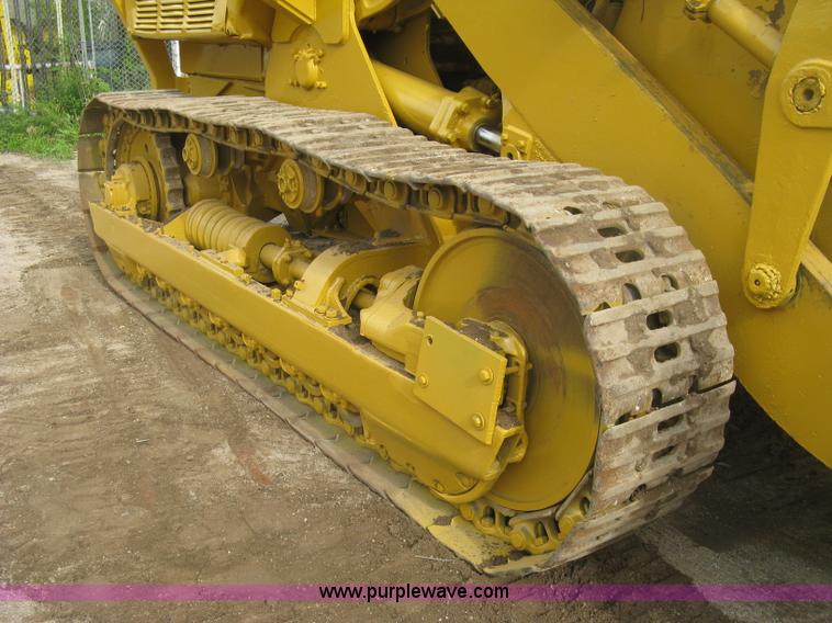 image for item K8697 Caterpillar 977L track loader