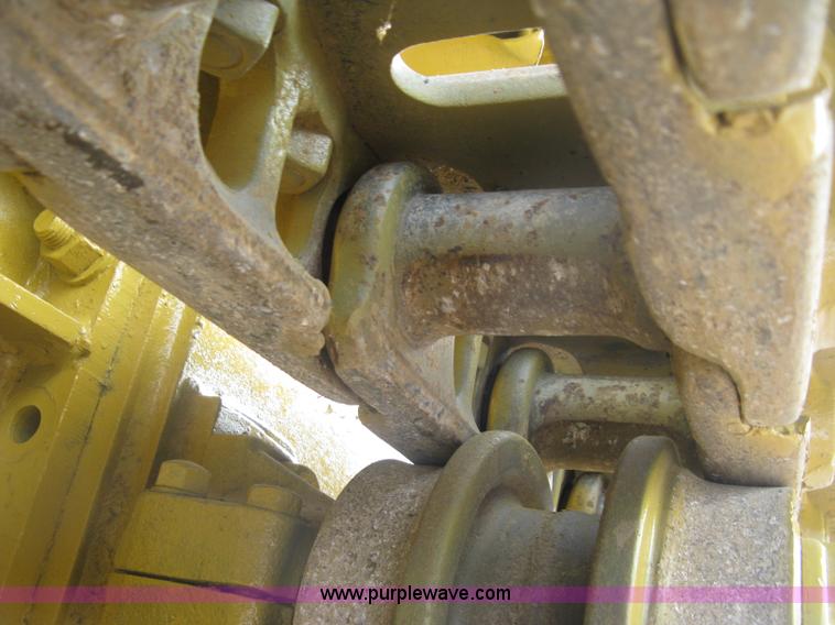 image for item K8697 Caterpillar 977L track loader