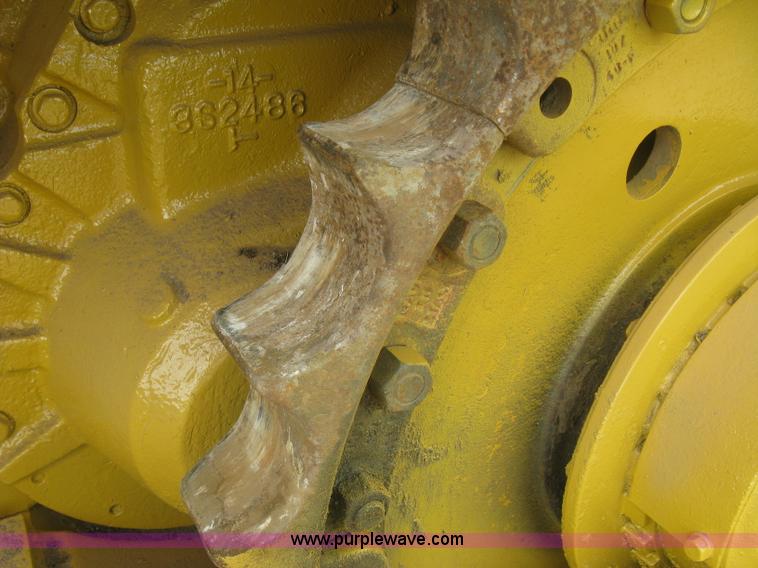 image for item K8697 Caterpillar 977L track loader