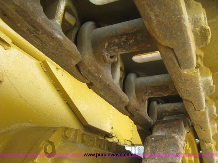 image for item K8697 Caterpillar 977L track loader