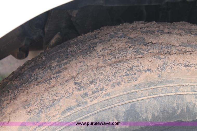 image for item L4262 1994 International 4900 crane truck