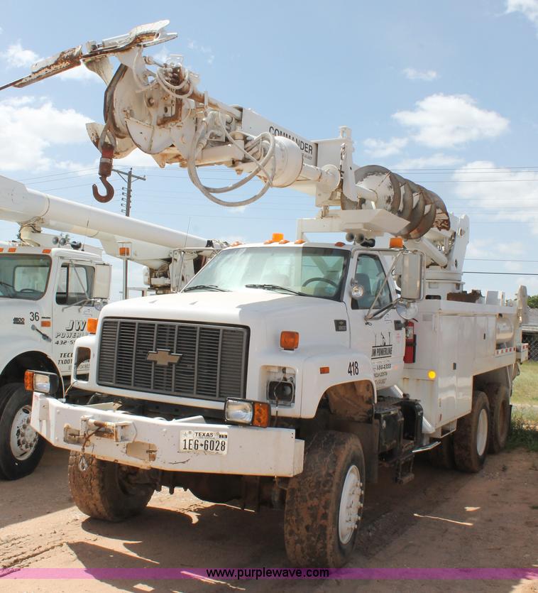 image for item L4264 2000 Chevrolet C8500 digger derrick truck